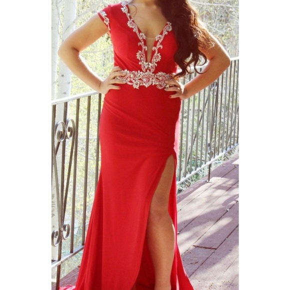 Alyce Paris Dresses & Skirts - Alyce Paris Red Formal Dress